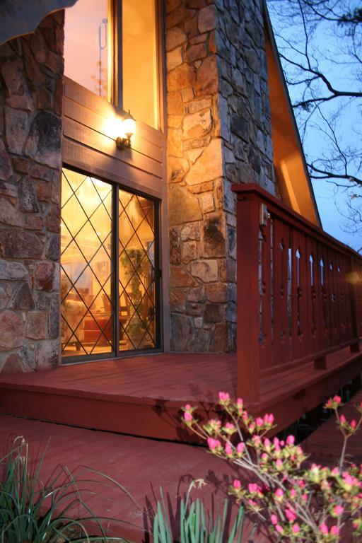 The Foxtrot Bed And Breakfast Gatlinburg Exterior photo